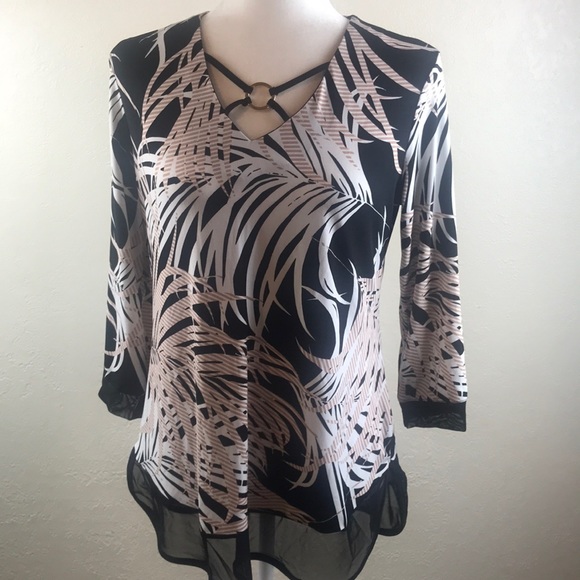JM Collection Printed Jacquard Top, Size Small - Picture 7 of 16